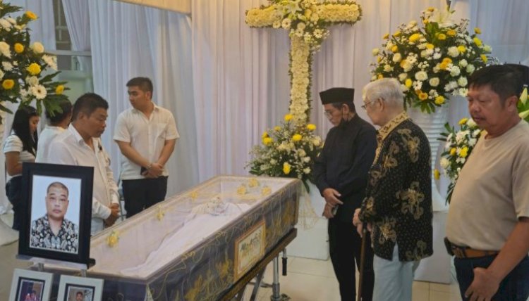 Jenazah Romo Benny di rumah duka di Kota Malang