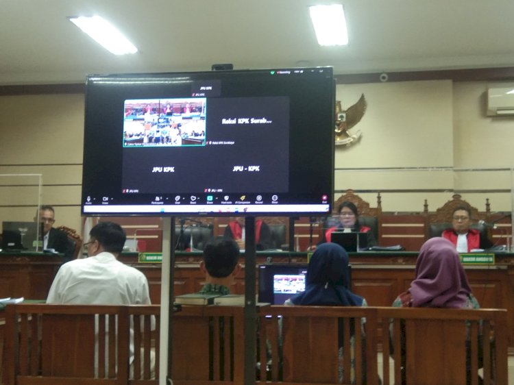 Suasana sidang Gus Mudlior 