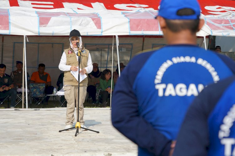 Teks foto: PJs Wali Kota Surabaya Restu Novi Widiani menghadiri pelatihan peningkatan kemampuan mitigasi bencana Tagana Surabaya/ist