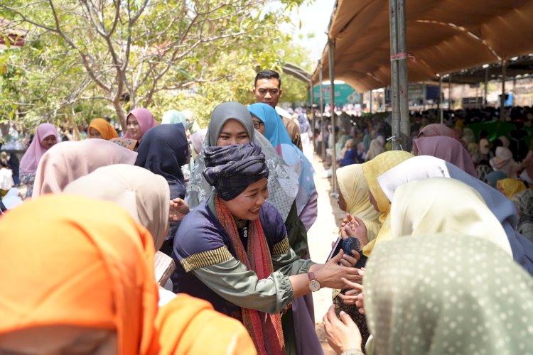 Luluk Nur Hamidah di acara Temu Nasional Alumni Annuqayah, Sumenep/Ist