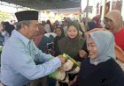 Syukuran Pelantikan Prabowo-Gibran, Budiono Berikan Bantuan Sembako Ke Warga Bojonegoro