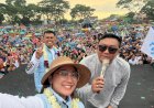 Denny Caknan Ramaikan Kampanye Akbar SAE di Blitar