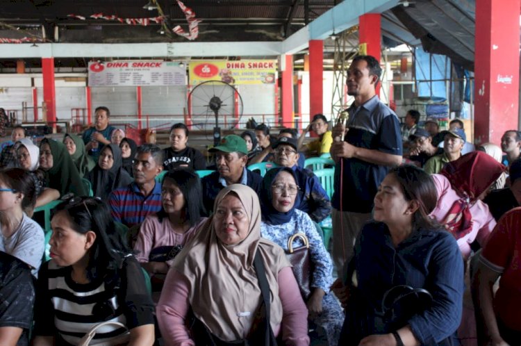 Sosialisasi kepada pedagang Pasar Kembang/RMOLJatim