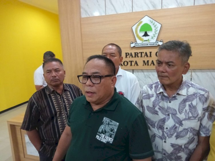 Ketua tim pemenangan Paslon Bonus, Sukriyanto saat memberi keterangan di DPD Golkar/Ist