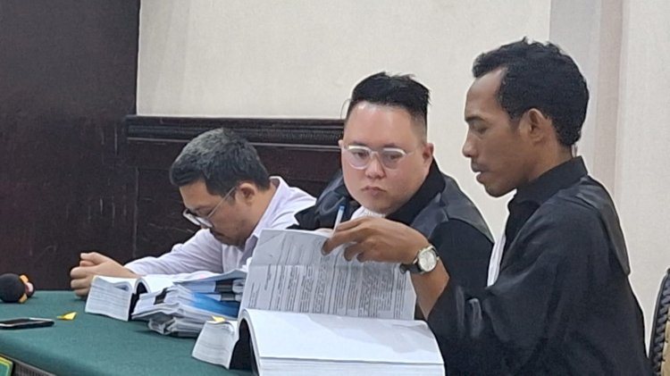 Suasana sidang kasus penggelapan CV MMA 