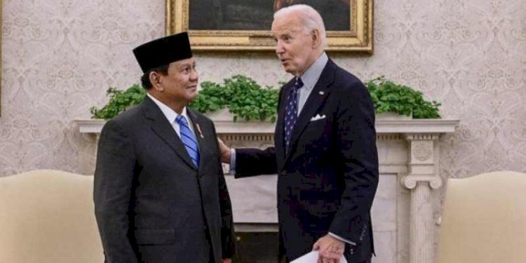Presiden RI, Prabowo Subianto dan Presiden Amerika Serikat, Joe Biden selama pertemuan di Gedung Putih, Washington DC pada Selasa waktu setempat (13/11)/Ist