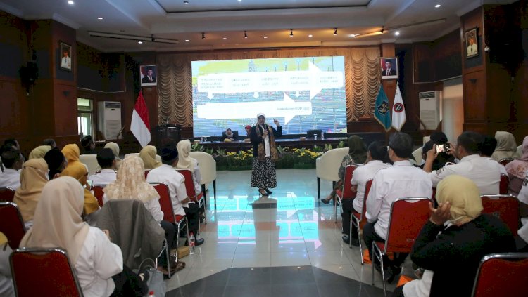 Sosialisasi bertajuk Membangun Sinergitas untuk Melindungi Anak Bangsa dari Bahaya Intoleransi dan Radikalisme Bagi Guru SD-SMP/ ist