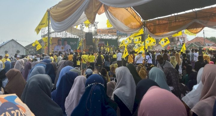 Ribuan Massa Relawan Faaza Saat Kampanye Akbar di Lapangan Kademangan Kota Probolinggo/Ist