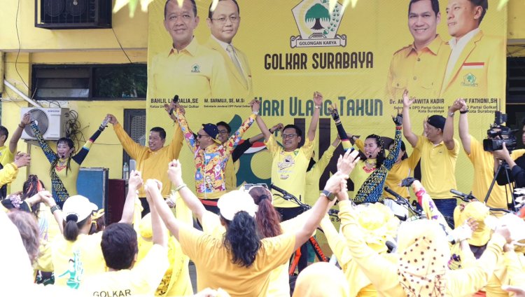 Teks foto: Golkar Surabaya senam bersama pecahkan rekor Muri/RMOLJatim