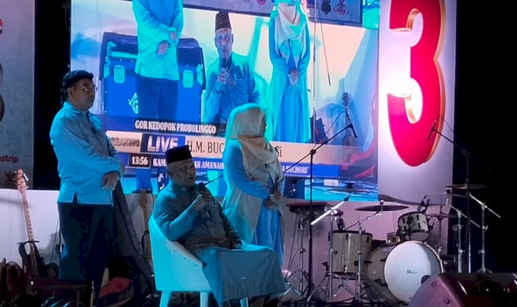 HM Buchori bersama Amin-Ina saat Orasi di Gor Mastrip Kota Probolinggo/RMOLJatim