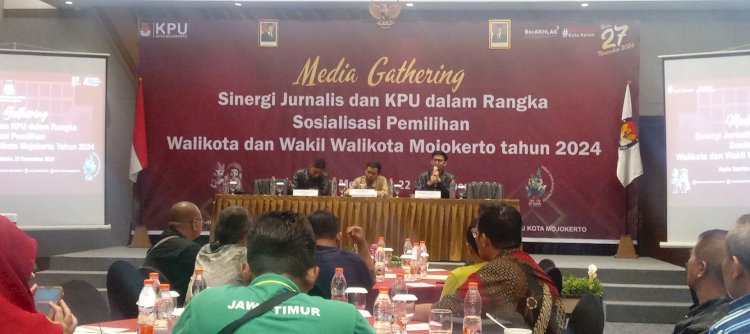 KPU Kota Mojokerto saat Sosialisasi Tahapan Pemilihan Walikota dan Wakil Walikota Kota Mojokerto 2024 dengan menggelar Media Gathering/RMOLJatim