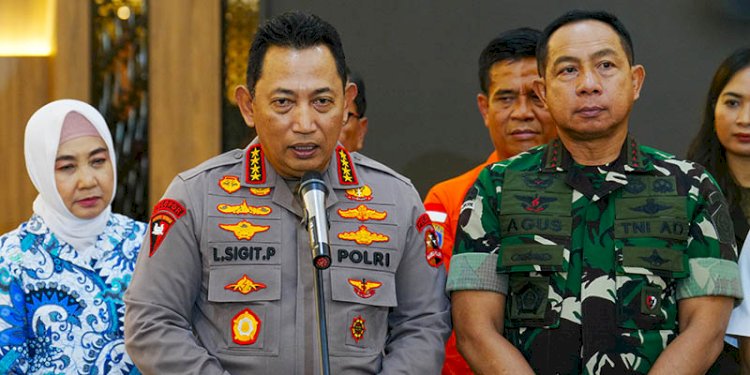 Kapolri Jenderal Listyo Sigit Prabowo usai menghadiri rapat di Kemenko PMK, Jakarta Pusat pada Jumat, 22 November 2024/Humas Polri