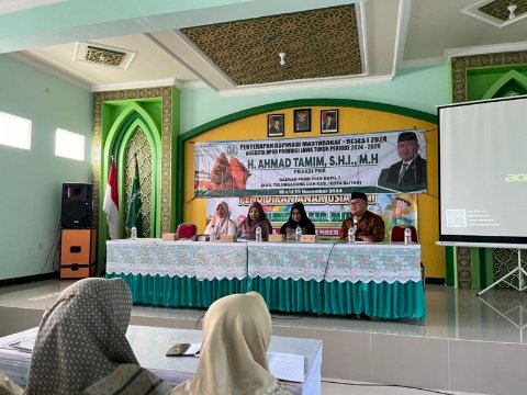 Anggota DPRD Jatim Ahmad Tamim saat melakukan reses di Blitar/ist