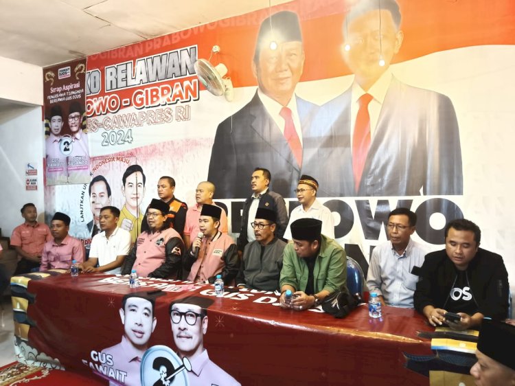 Gus Fawait menyampaikan keterangan pers usai penghitungan quick count dan real count internal/RMOLJatim