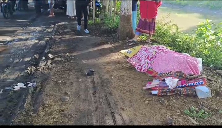 Kondisi korban meninggal usai terlindas truk overload yang menghindari jalan berlubang/RMOLJatim