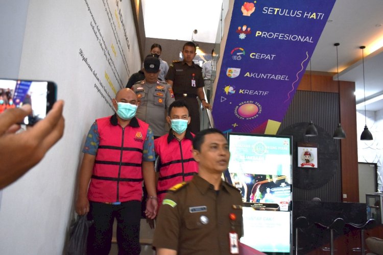 Dua Pejabat PD Pasar Surya Jadi Tersangka Korupsi Pengelolaan Parkir/RMOLJatim