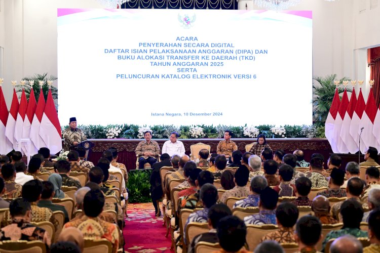 Penyerahan DIPA dan TKD TA 2025  serta peluncuran katalog elektronik versi 6.0 oleh Presiden Prabowo/Ist