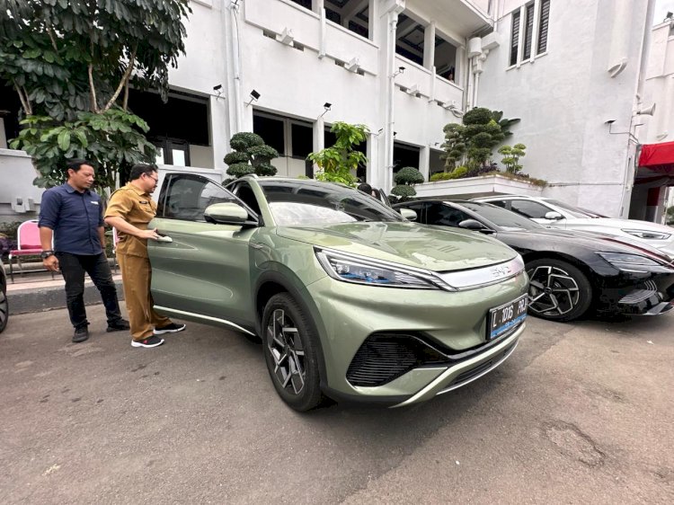 Teks foto: Mobil listrik Pemkot Surabaya/RMOLJatim