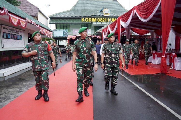 Pangdam V Brawijaya mengunjungi Korem 083 Baladhika Jaya/ist