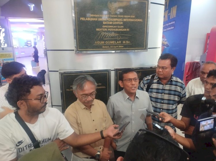 Direktur PT Sinergy Tharada Suryo Prabowo saat memberi keterangan pada awak media/Ist