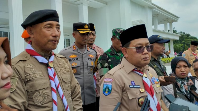 PJ Gubernur Jatim, Adhi Karyono saat berkunjung ke Jember, kamis (9 Januari 2025).   