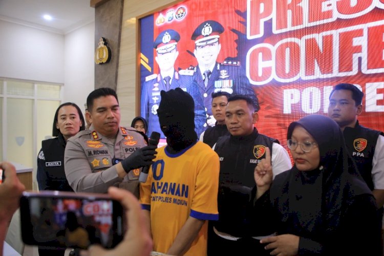 Konferensi pers pengungkapan pembuangan bayi di Mapolres Madiun/RMOLJatim