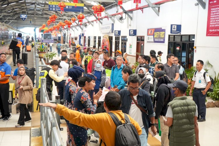 Suasana di Stasiun Gubeng Surabaya/ist