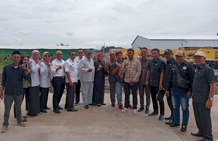 Komisi A DPRD Jombang saat sidak PT PCI/Ist