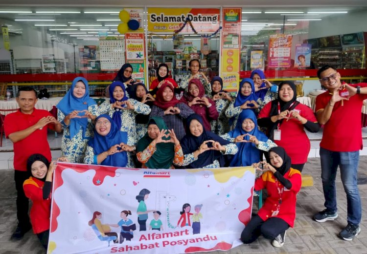 Kegiatan Alfamart Sahabat Posyandu kali ini hadir di halaman toko Alfamart Ciliwung, Kecamatan Taman, Kota Madiun/ist