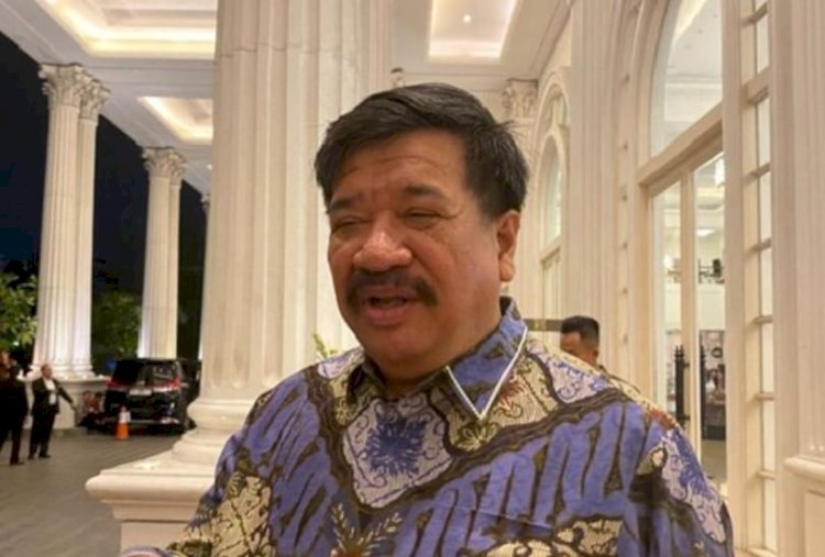Pakar hukum dan pengacara senior, Dr. Adi Warman, SH., MH