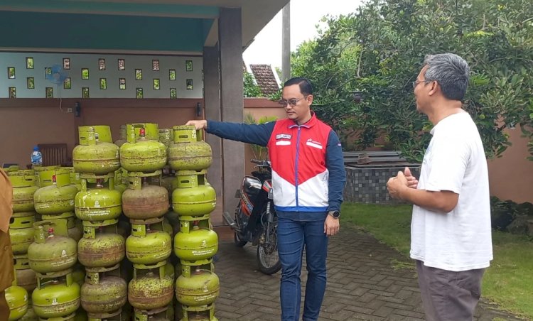 Aktivitas salah satu pangkalan gas LPG 3 kilogram di Kabupaten Madiun/ist