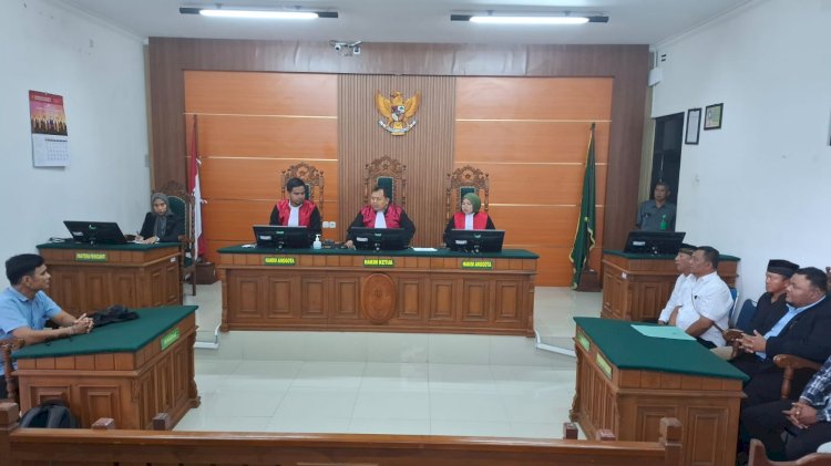 Sidang agenda Mediasi Tahap Kedua di Ruang Command Center, dihadiri Pihak Tergugat meliputi Pemerintah Desa Pesu, Kecamatan Maospati, dan 2 Pedagang Sayur Keliling/istimewa