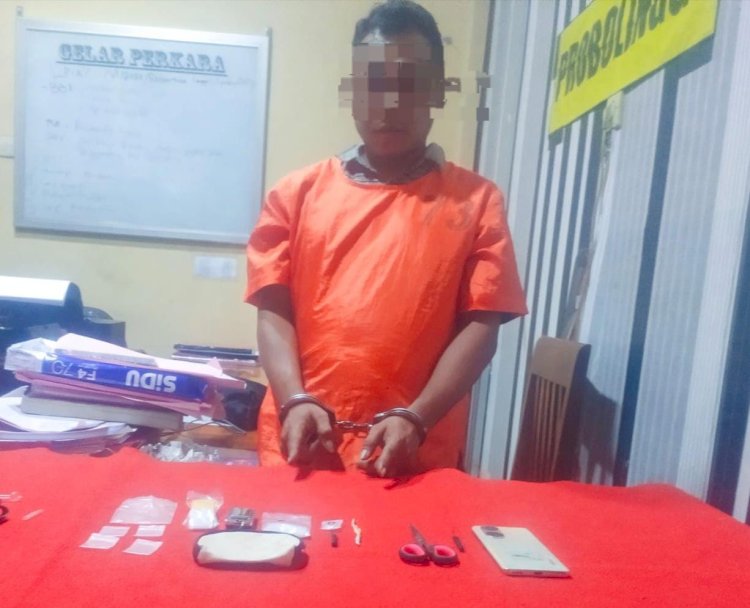 Pelaku di kantor Polres Probolinggo/Ist 