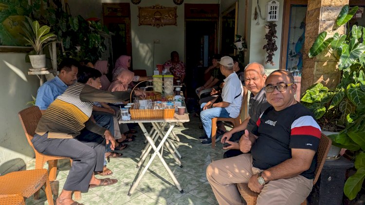 Relawan militan Harmonis berkumlul doa  bersama agar diberi kelancaran acara pelantikan bupati dan Wakil Bupati terpilih/RMOLJatim