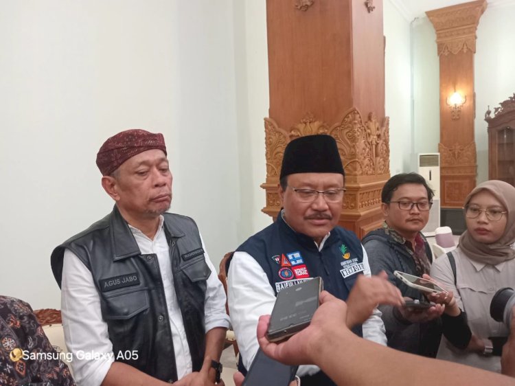 Keterangan foto : Menteri Sosial Saifullah Yusuf saat wawancara di pendopo Ronggo Djumeno Caruban Madiun/RMOLJatim