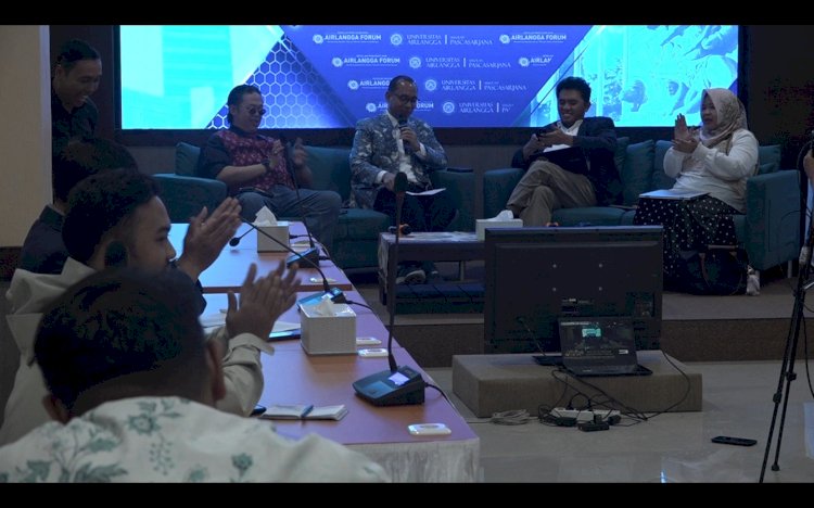 Diskusi publik 