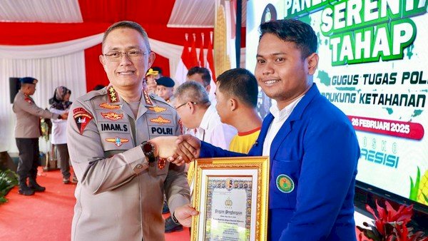 Inspektur Pengawasan Umum (Irwasum) Polri Komjen Dedi Prasetyo mengatakan ketahanan pangan merupakan kedaulatan suatu negara. Dan kedaulatan negara, ujarnya, menjadi tanggung jawab semua elemen bangsa.