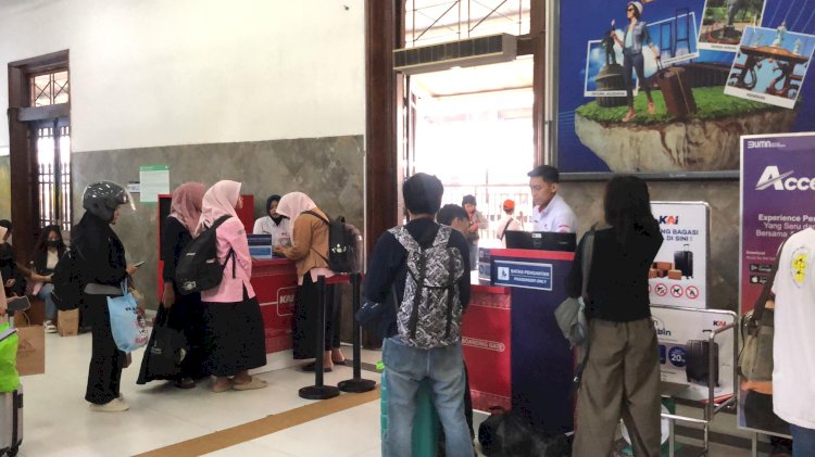 Suasana di Stasiun Gubeng Surabaya/ist