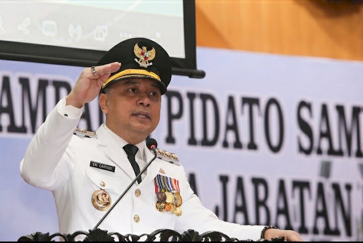 Teks foto; Wali Kota Eri memaparkan visi misi, serta program prioritas pembangunan Kota Surabaya periode 2025-2030/RMOLJatim   