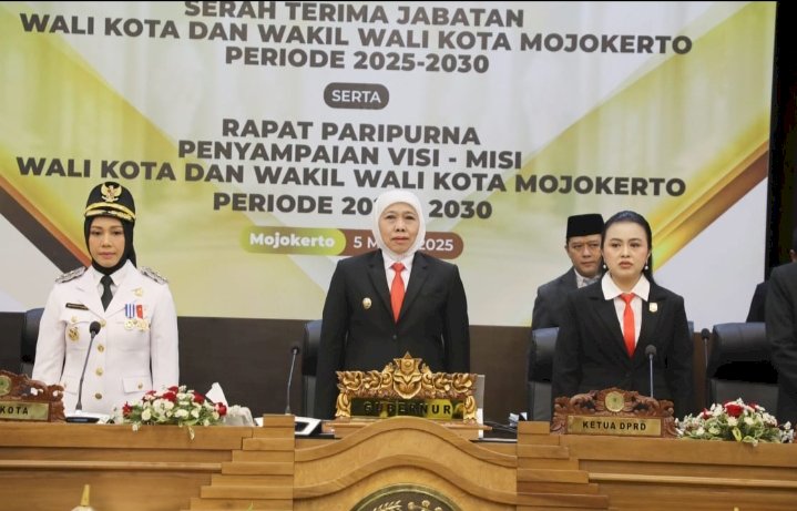 Khofifah saat menghadiri Sertijab walikota dan wakil wali kota Mojokerto/Ist