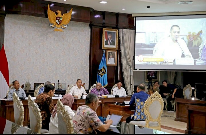 Teks foto: Lasidi saat pemaparan visi dan misi lelang jabatan/RMOLJatim   