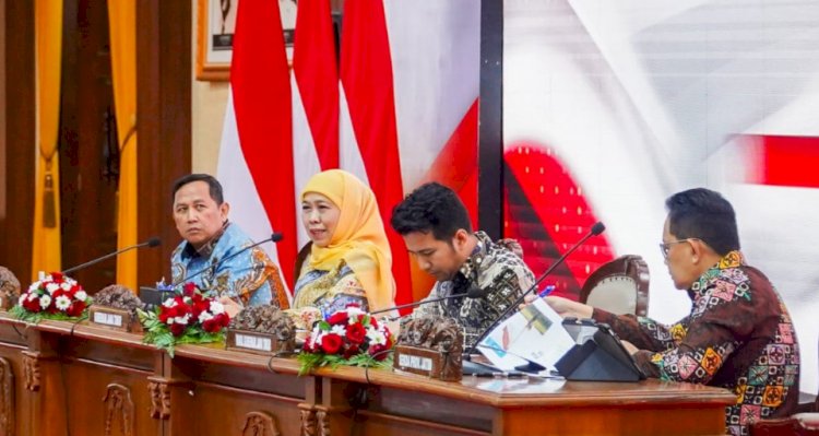 Gubernur Khofifah memimpin rakor penguatan ekonomi desa/ist