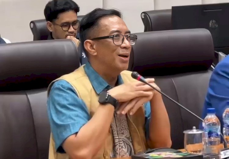 Rizki Sadig menyoroti kesenjangan digital dan nasib petani gurem saat membahas target ekonomi 