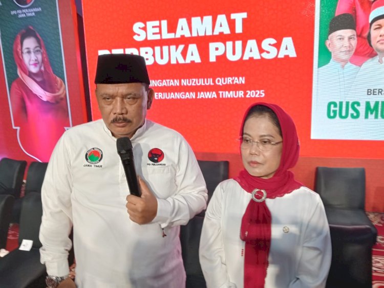 Ketua Baitul Muslimin Indonesia (Bamusi) Jatim bersama Ketua Komisi E DPRD Jatim sekaligus Sekretaris DPD PDIP Jatim, Sri Untari
