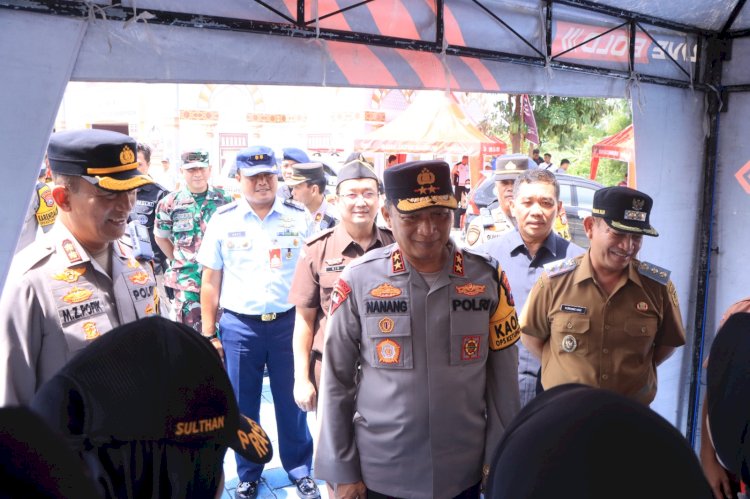 Kapolda Jatim Irjen Pol Nanang Avianto, kunjungi Pos Pengamanan (Pos Pam) Dumpil yang terletak di pintu tol Madiun/ist.