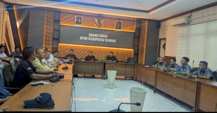RDP Komisi B DPRD Madiun bersama petani dan Bulog/ist