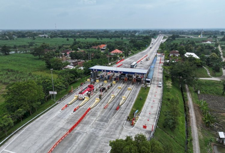 Gerbang tol JNK/ist