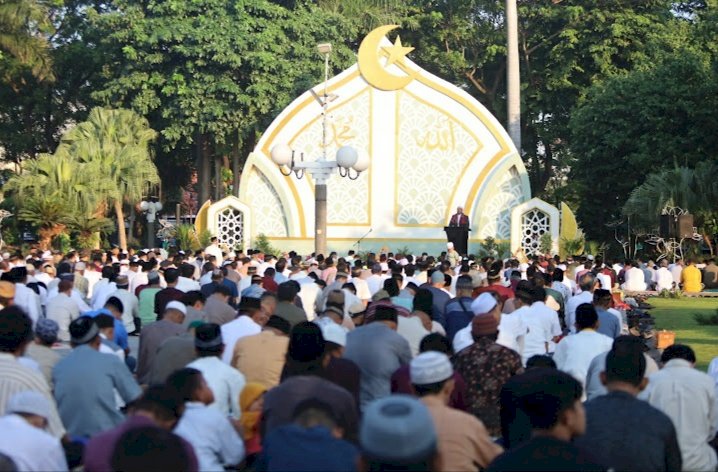 Teks foto: Salat Idulfitri 2024 di Taman Surya/ist