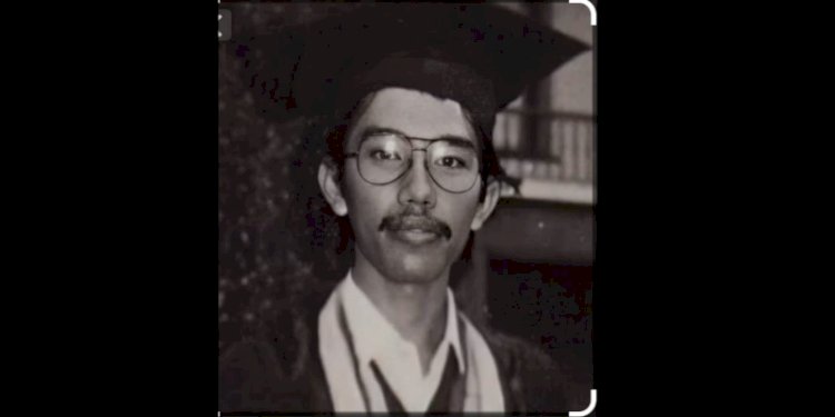 Foto Joko Widodo alias alias saat prosesi wisuda/Ist