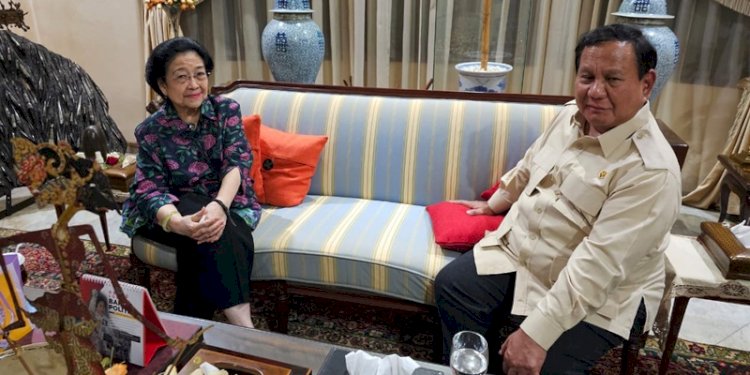 Presiden Prabowo Subianto bersama dengan Presiden ke-5 RI Megawati Soekarnoputri/Ist